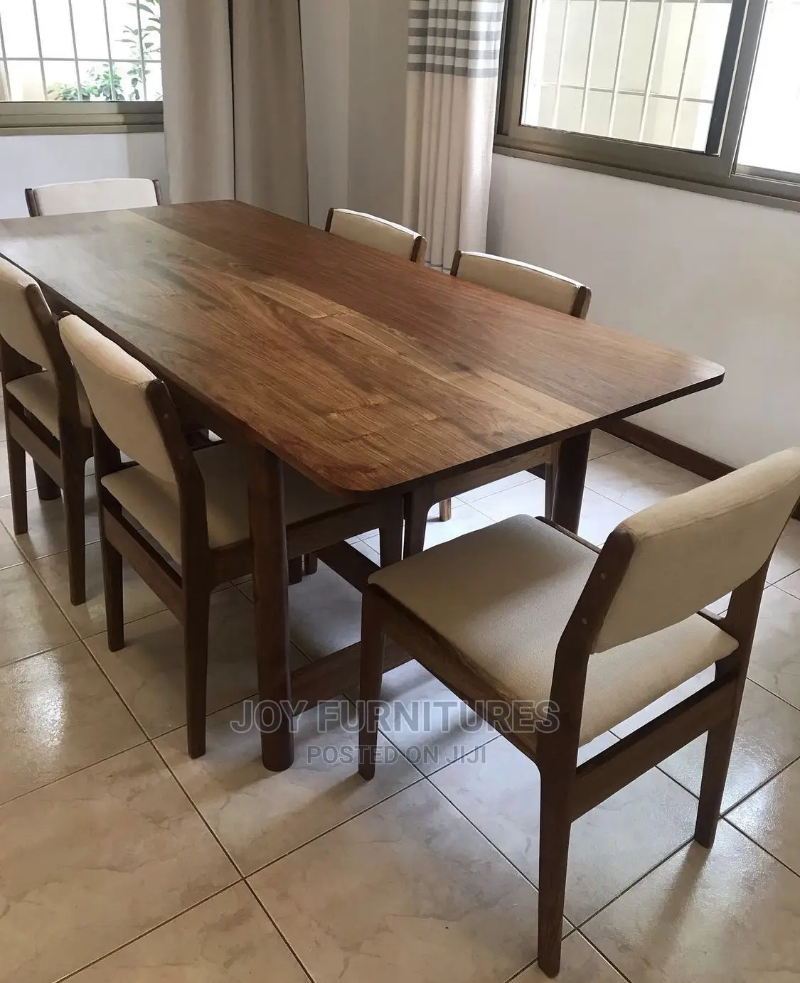 Dinning Table