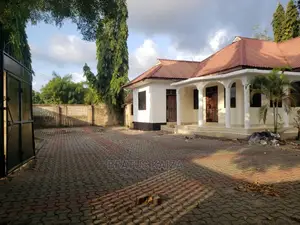 4bdrm Bungalow in Kigamboni Kibada for rent