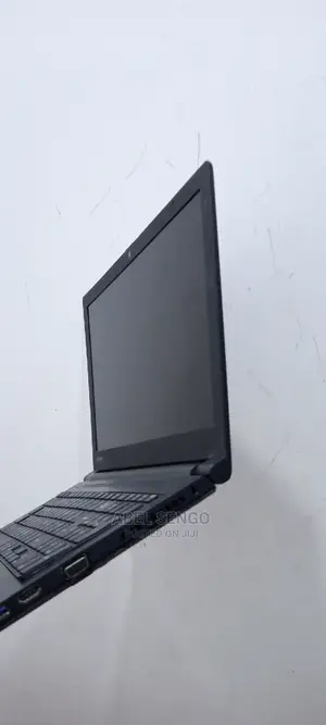 Laptop Toshiba 4GB Intel Core I3 HDD 320GB