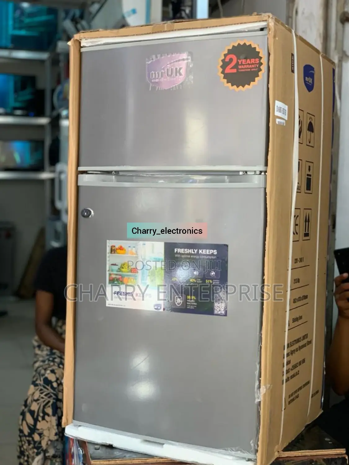 UK Fridge/ RefrigeratorModel:- Uk 43Liters:- 86 L
