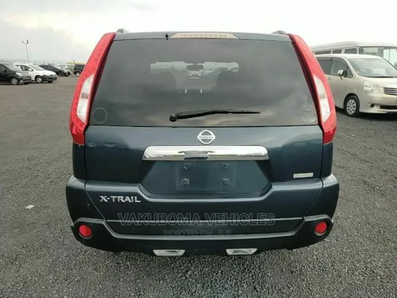 Nissan X-Trail 2011 Blue