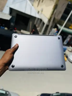 Laptop Apple MacBook Pro 2020 8GB Intel Core I5 SSD 256GB
