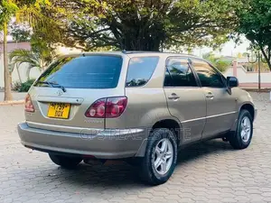 Toyota Harrier 2004 Silver