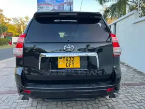 Toyota Land Cruiser 2003 Black