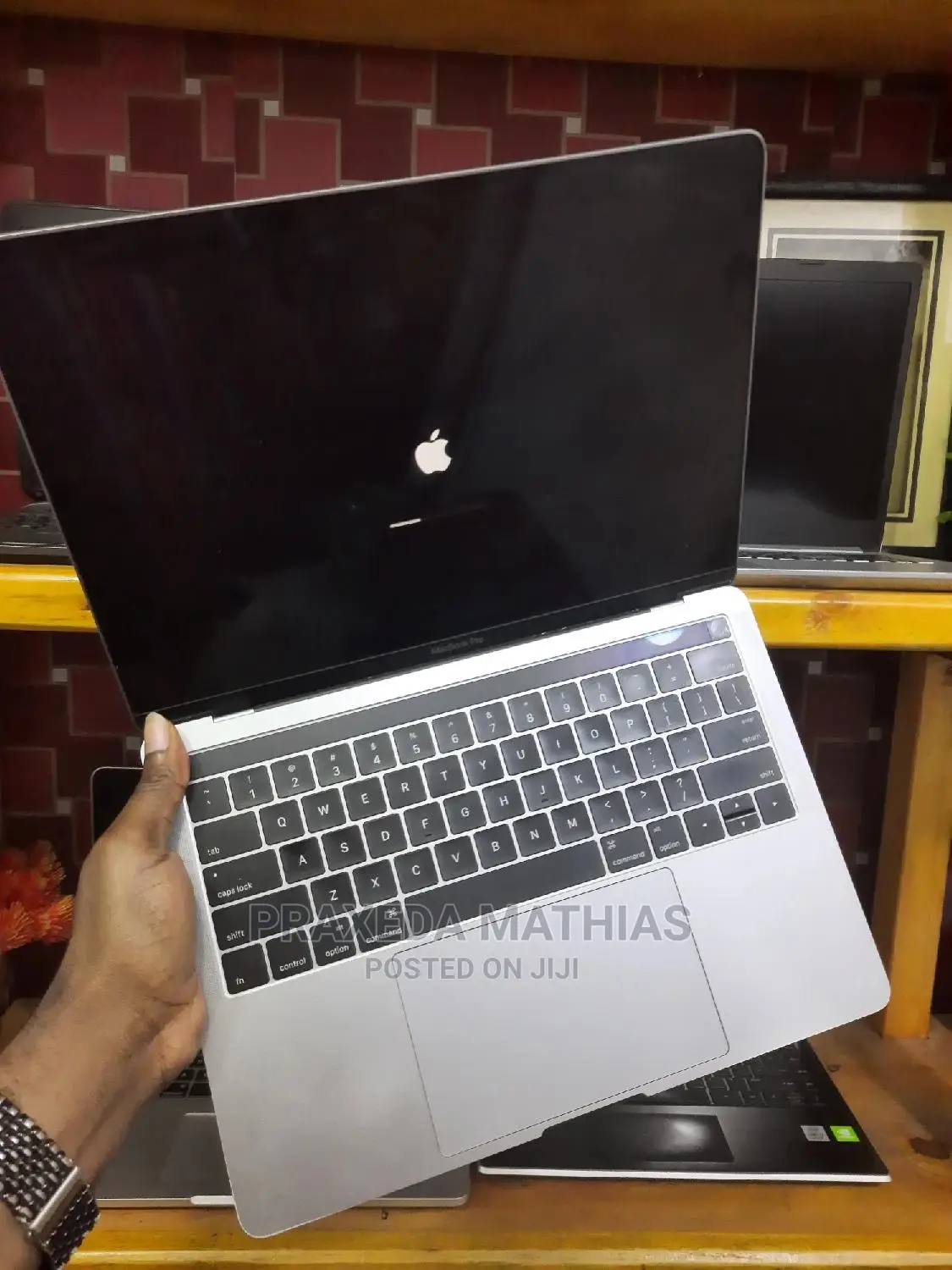 Laptop Apple MacBook Pro 2016 8GB Intel Core i5 SSD 256GB