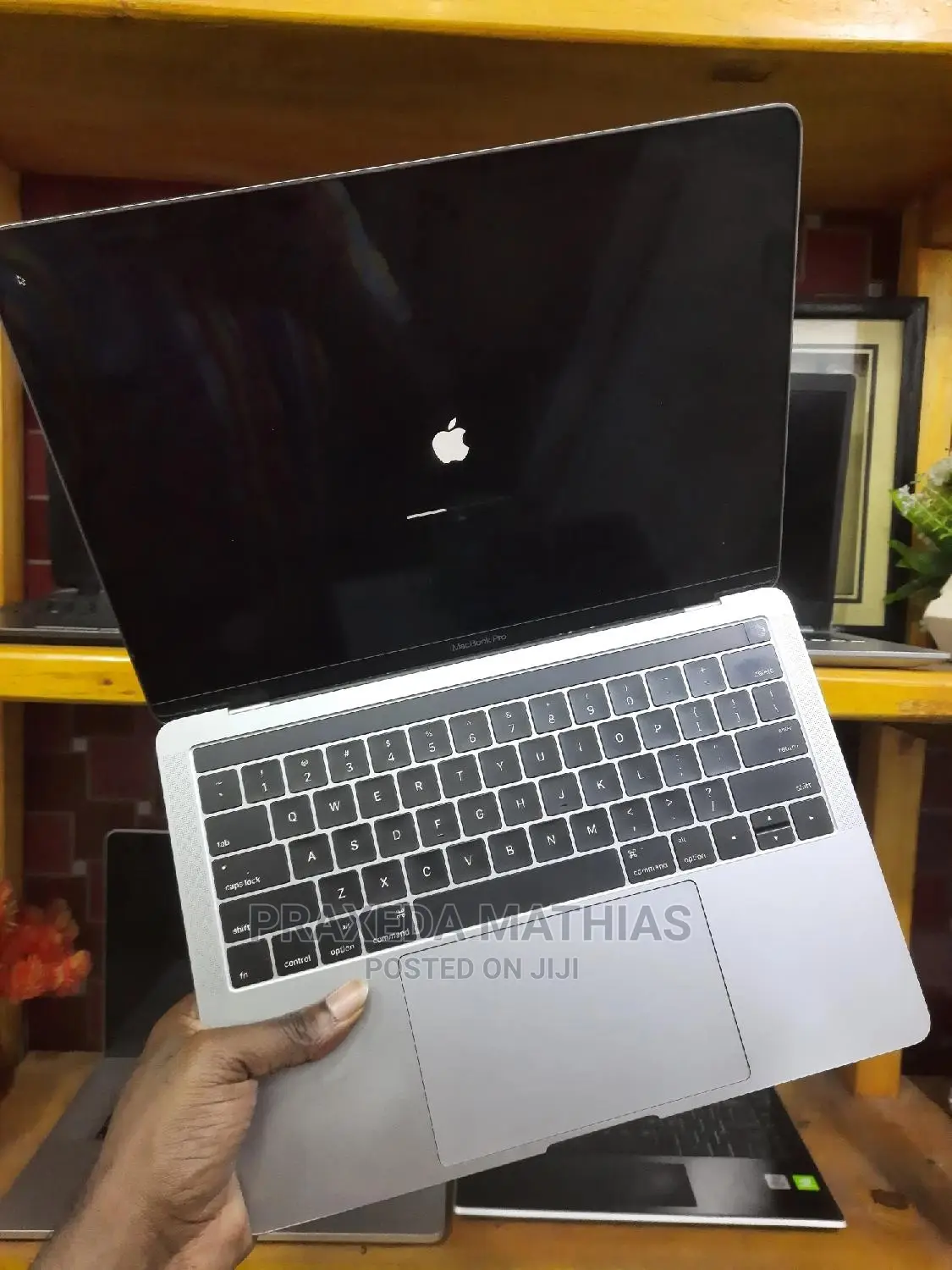 Laptop Apple MacBook Pro 2016 8GB Intel Core i5 SSD 256GB
