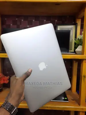 Laptop Apple MacBook Pro 2015 16GB Intel Core I7 SSD 512GB