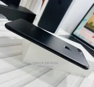 Apple iPhone 7 Plus 32 GB Black