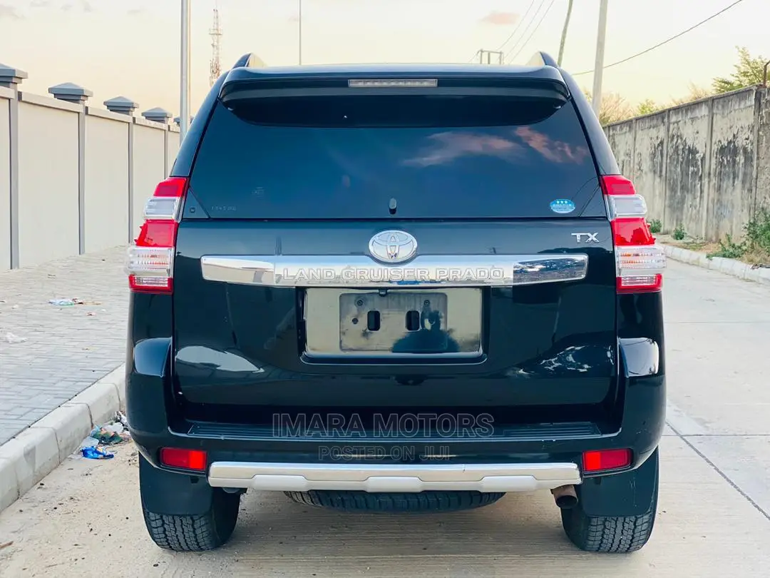 Toyota Land Cruiser Prado 2014 Black