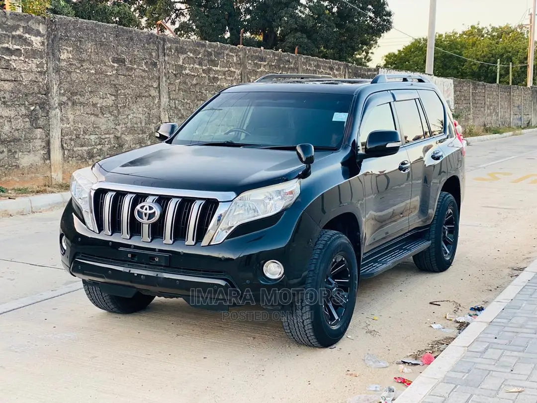 Toyota Land Cruiser Prado 2014 Black