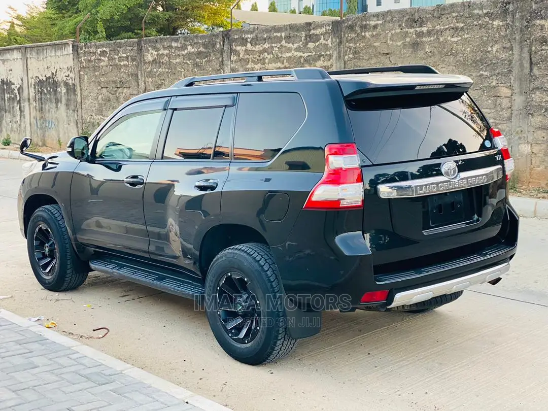 Toyota Land Cruiser Prado 2014 Black