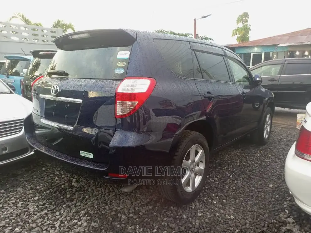 Toyota Vanguard 2008 Blue