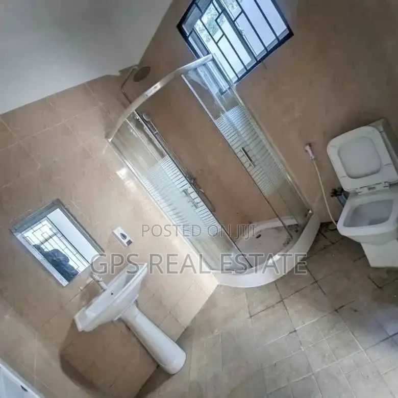 3bdrm House in Avick Town Kimbiji, Kigamboni for Sale