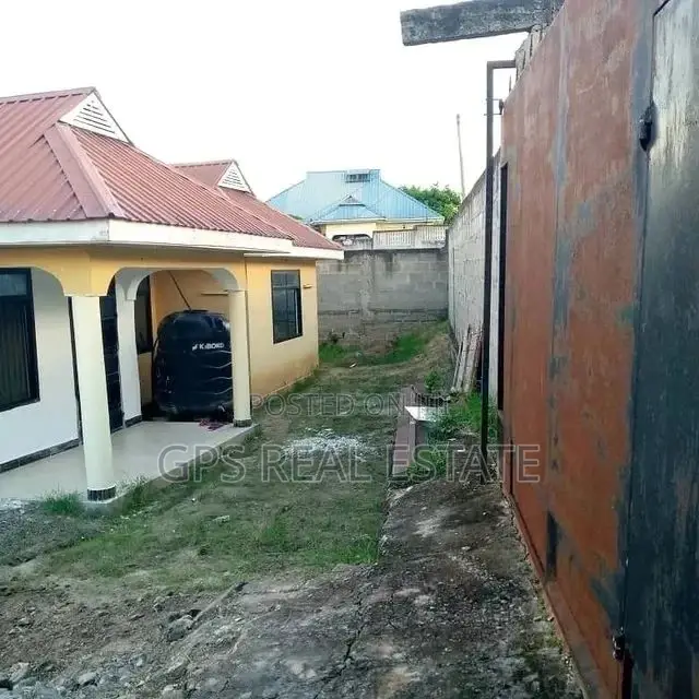 3bdrm House in Kibaha Hondogo, Kinondoni for Sale