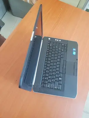Laptop Dell Latitude E5420 4GB Intel Core I5 HDD 320GB