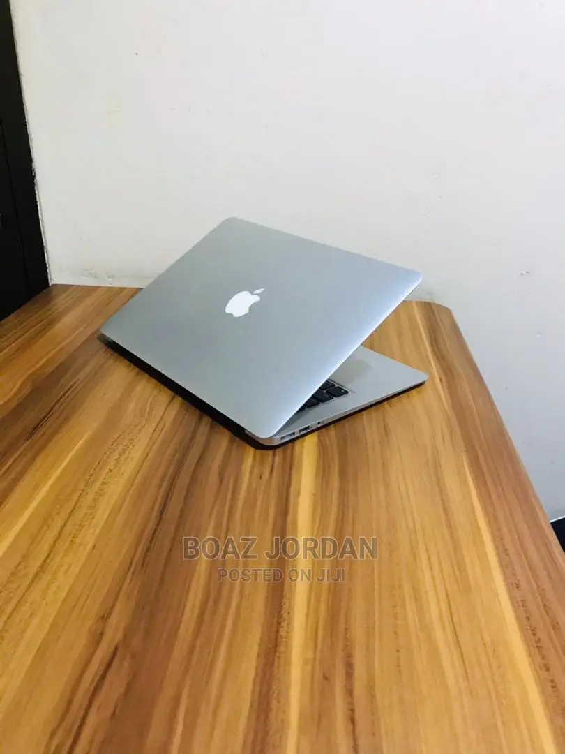 New Laptop Apple MacBook Air 2014 4GB Intel Core I5 SSD 128GB