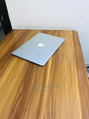 New Laptop Apple MacBook Air 2014 4GB Intel Core I5 SSD 128GB