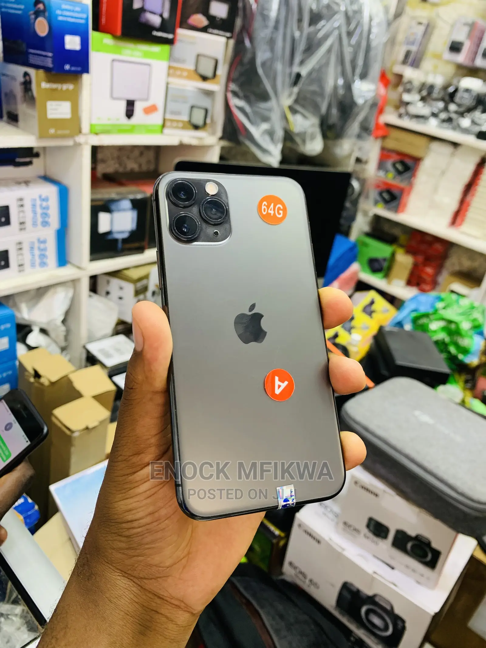 Apple iPhone 11 Pro 64 GB Gray
