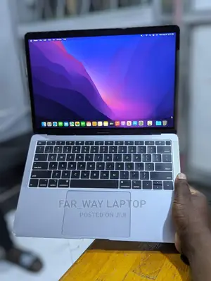 New Laptop Apple MacBook Pro 2015 8GB Intel Core I7 SSD 256GB
