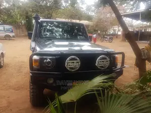 Toyota Land Cruiser 2012 Gray