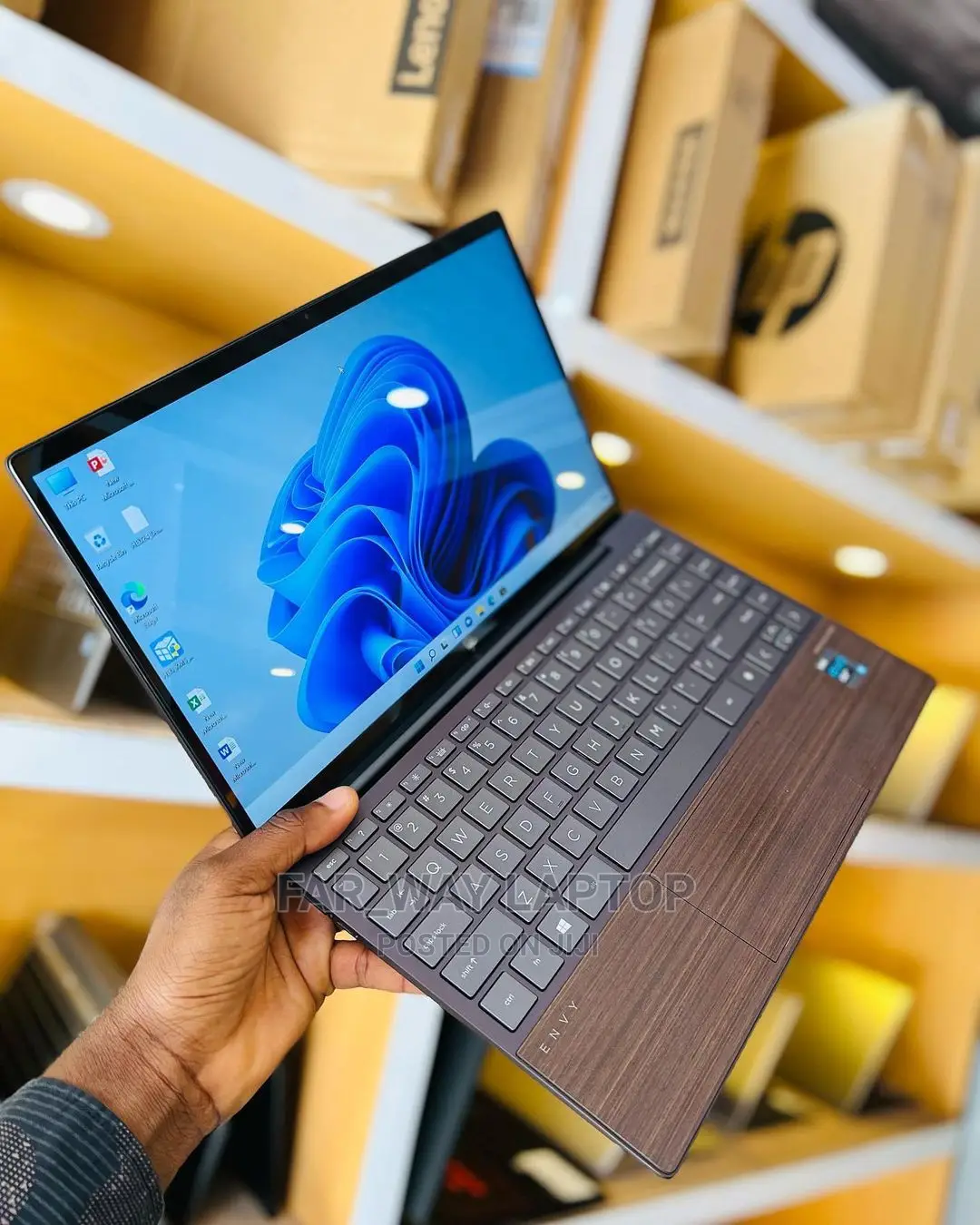 New Laptop HP Envy 13t 8GB Intel Core I7 SSD 512GB