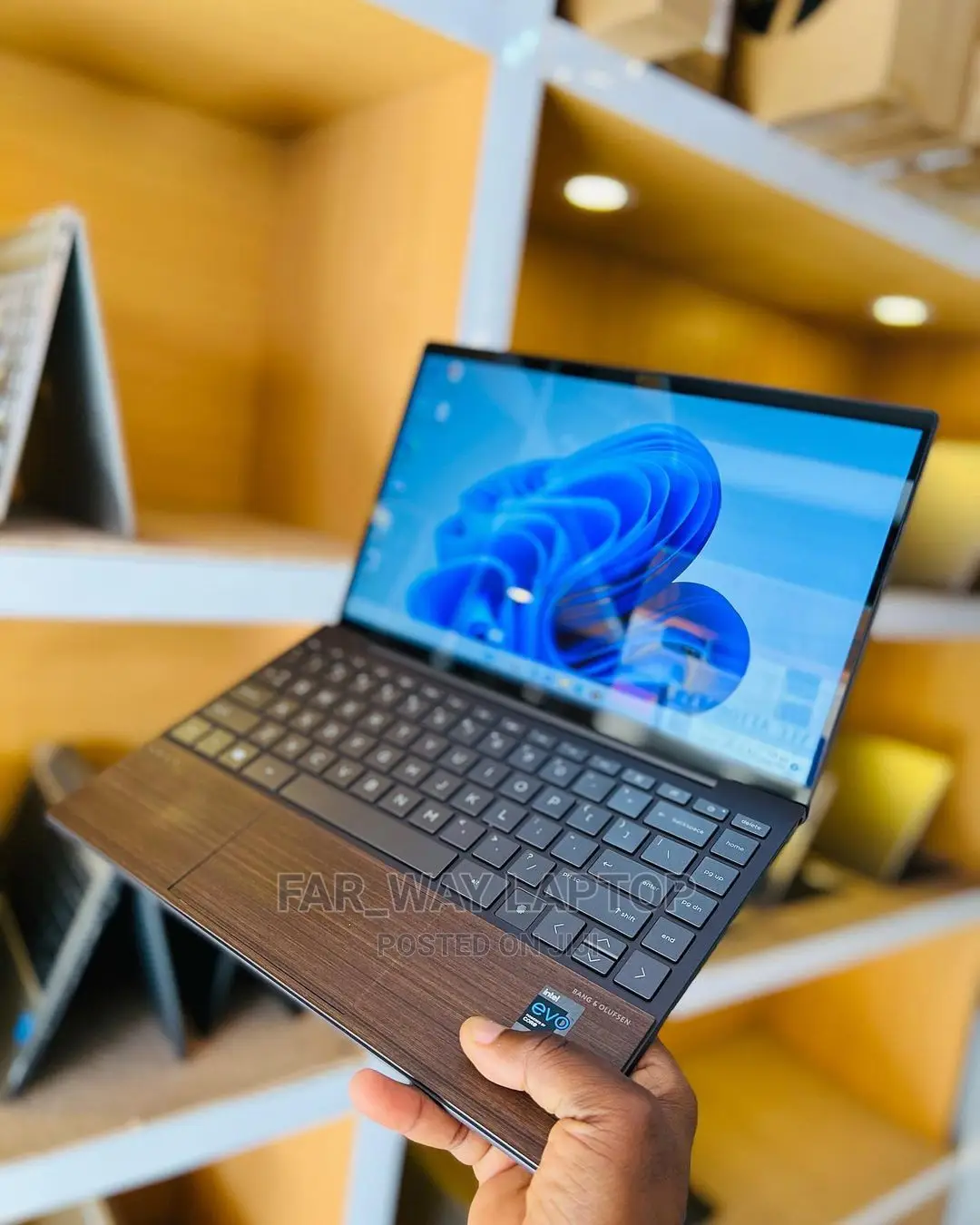 New Laptop HP Envy 13t 8GB Intel Core I7 SSD 512GB