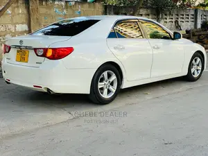 Toyota Mark X 2.5 AWD 2013 White