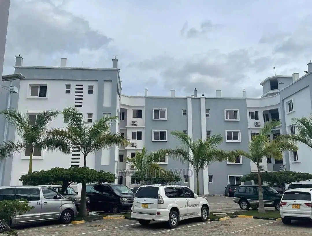 3bdrm Block of Flats in Mbezi Beach for Sale