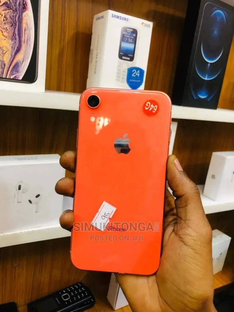 Apple iPhone XR 64 GB Red