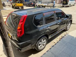 Nissan X-Trail 2.0 2008 Black