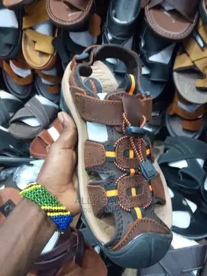 Men's Sandals Brown