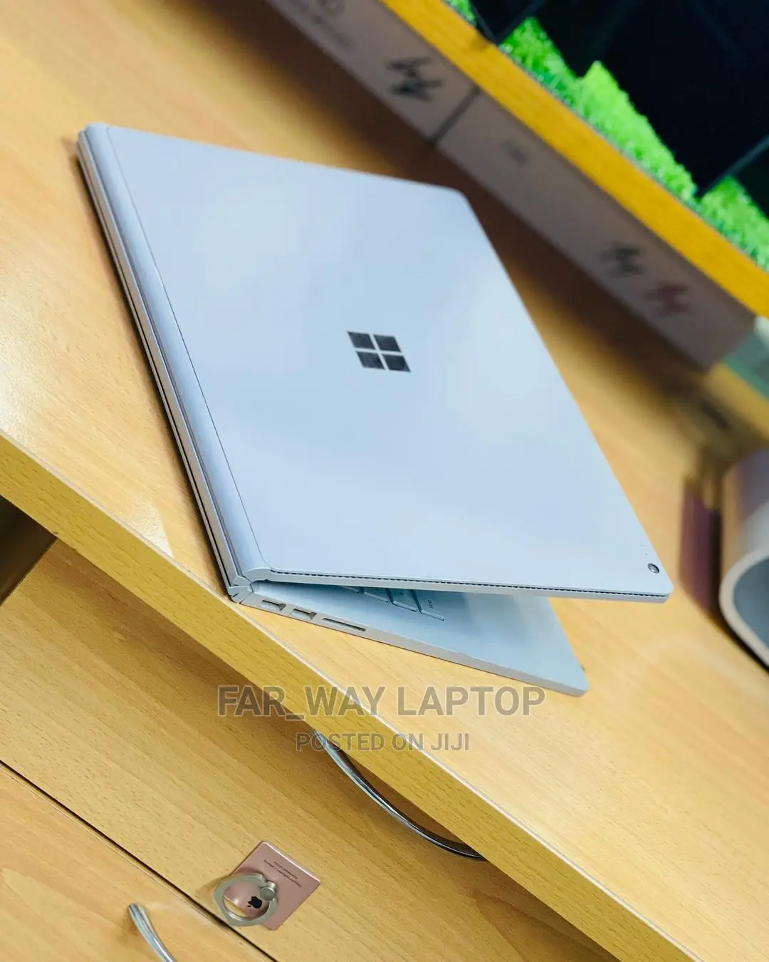 New Laptop Microsoft Surface Book 8GB Intel Core I5 SSD 256GB
