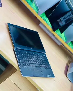 New Laptop Dell Latitude 7440 8GB Intel Core I5 HDD 500GB