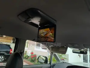 Toyota Noah 2012 Silver