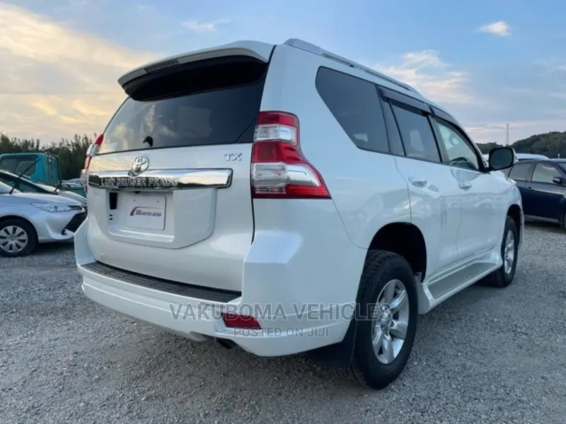 Toyota Land Cruiser Prado 2015 Pearl