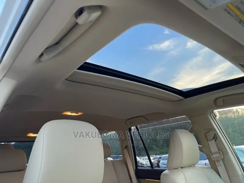Toyota Land Cruiser Prado 2015 Pearl