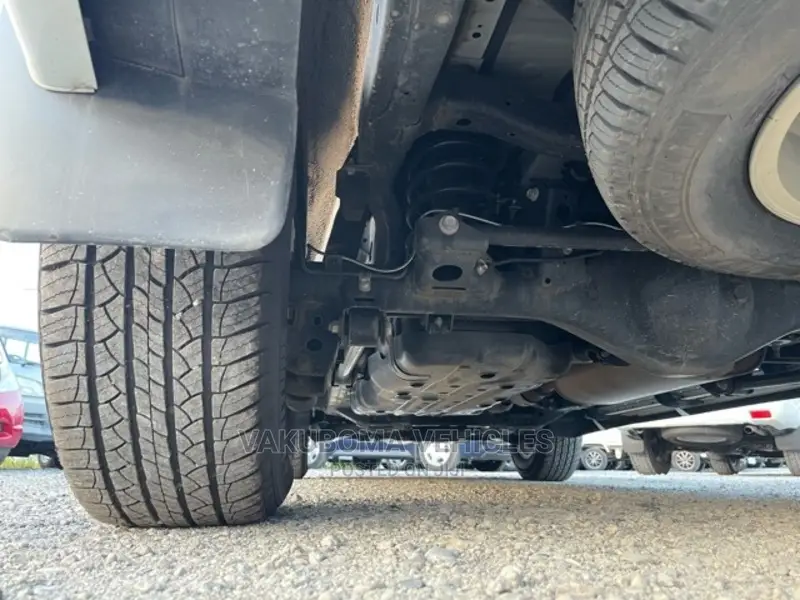 Toyota Land Cruiser Prado 2015 Pearl