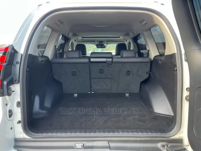 Toyota Land Cruiser Prado 2017 Pearl