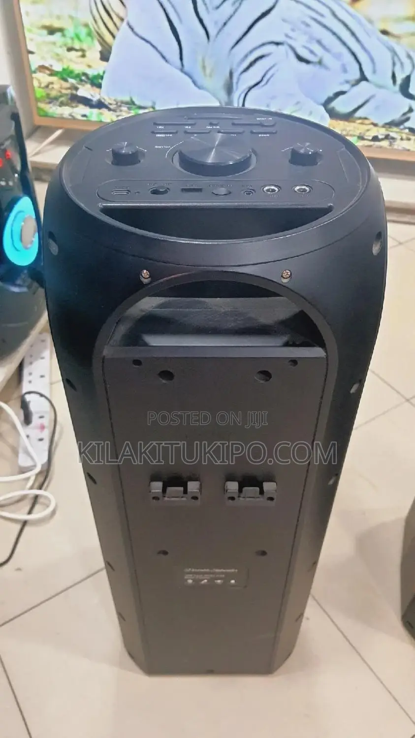 Rechargeable Loud Speaker