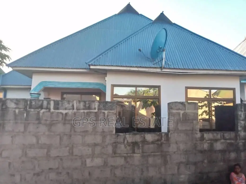 3bdrm House in Chamazi Magengeni for Sale