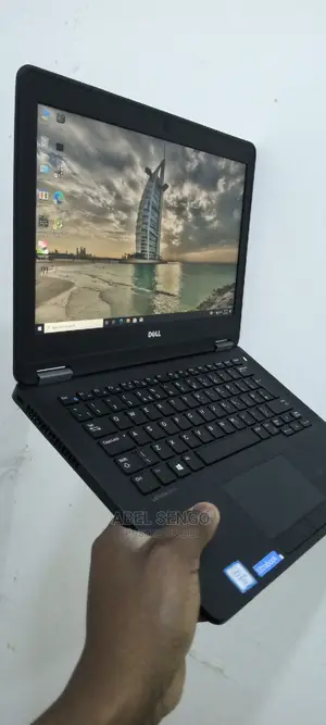 Laptop Dell Latitude 3180 8GB Intel Core I5 SSD 500GB