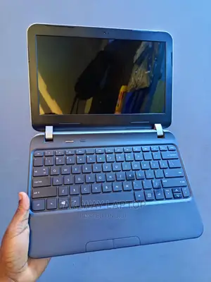 New Laptop HP 4GB AMD HDD 320GB
