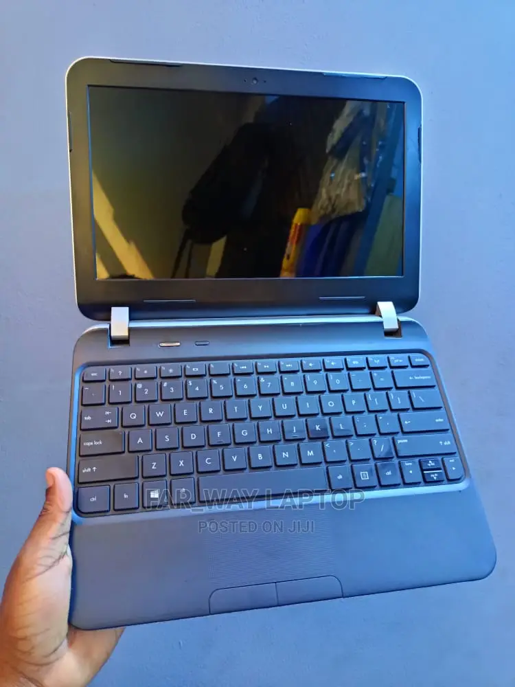 New Laptop HP 4GB AMD HDD 320GB