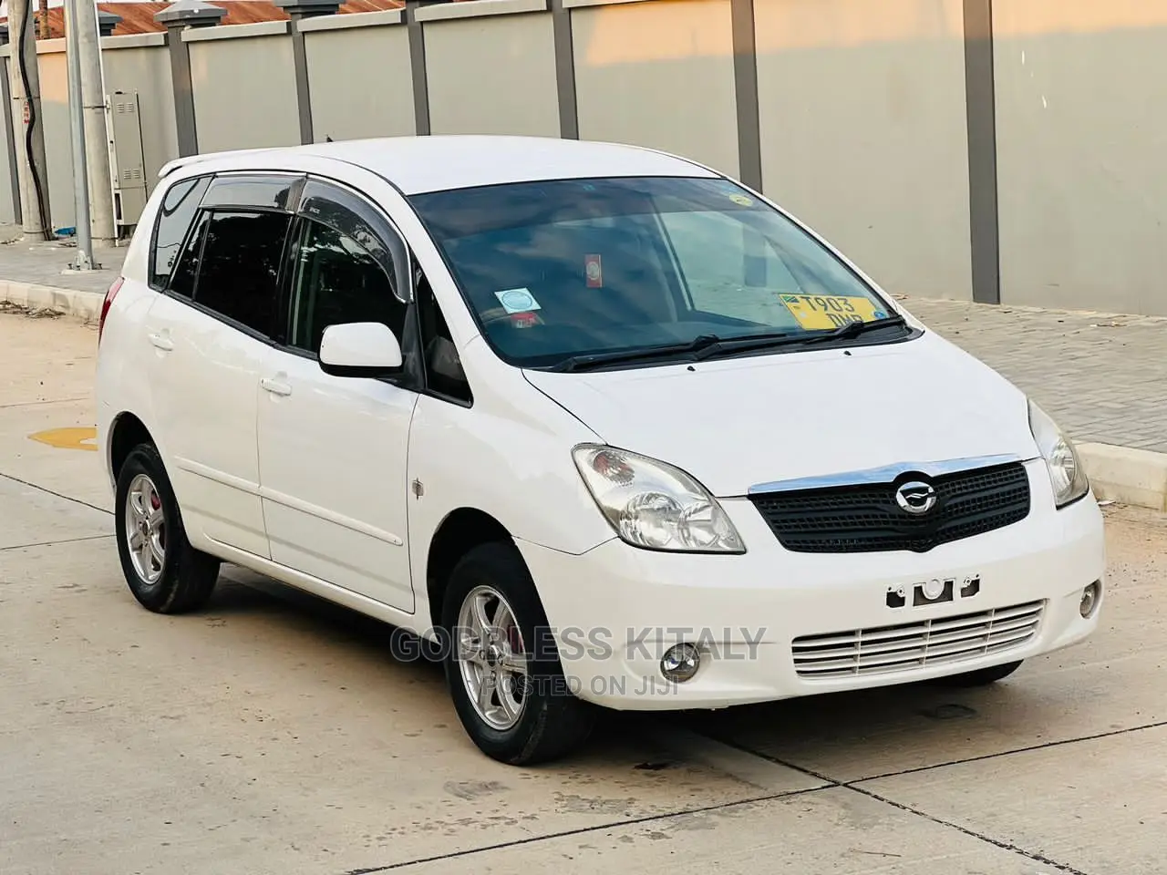 Toyota Corolla Spacio 2003 White