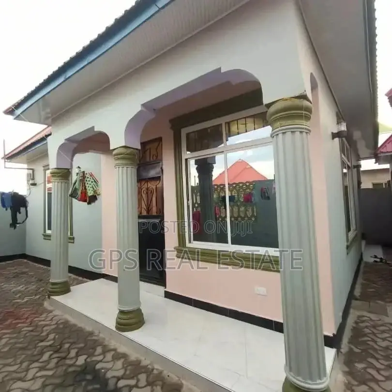 3bdrm House in Dovya Chamazi, Temeke for Sale