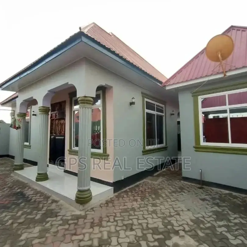 3bdrm House in Dovya Chamazi, Temeke for Sale