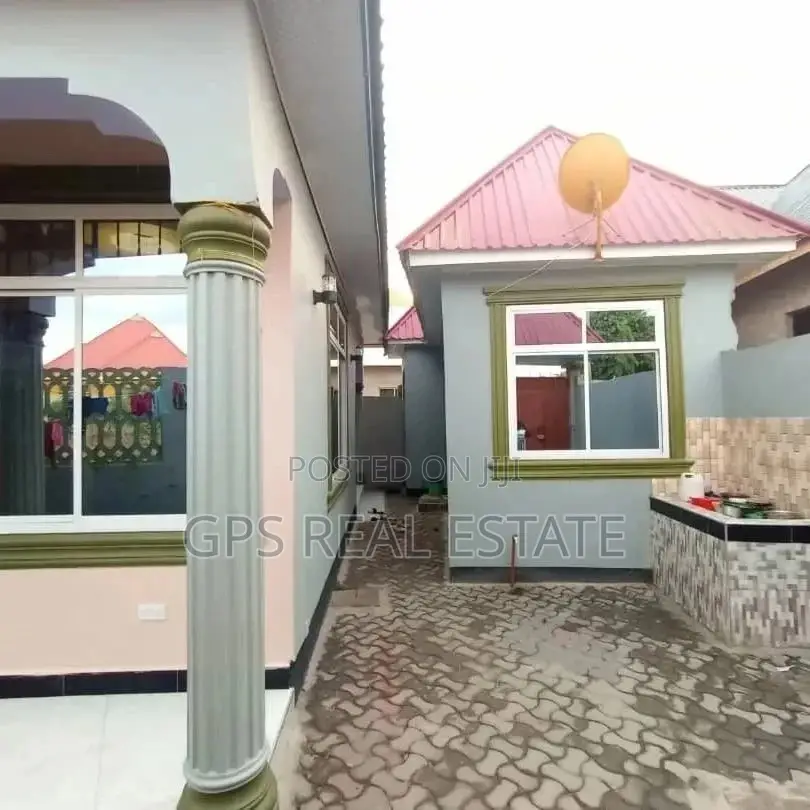 3bdrm House in Dovya Chamazi, Temeke for Sale