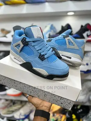 Jordan 4 Metallic Blue