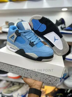 Jordan 4 Metallic Blue