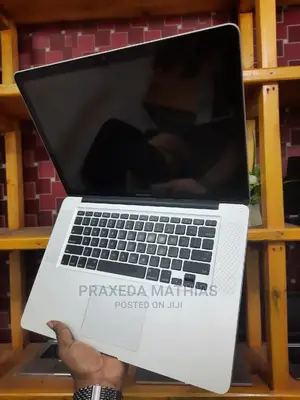 Laptop Apple MacBook 2011 8GB Intel Core I7 HDD 500GB